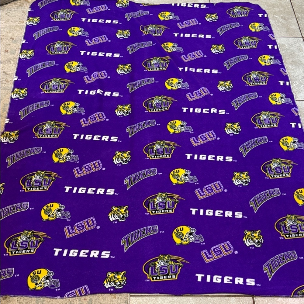 LSU Tigers Purple Soft Blanket - Picture 2 of 2